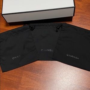 Auth Chanel baggie approximately 5 1/4 x 5 3/4